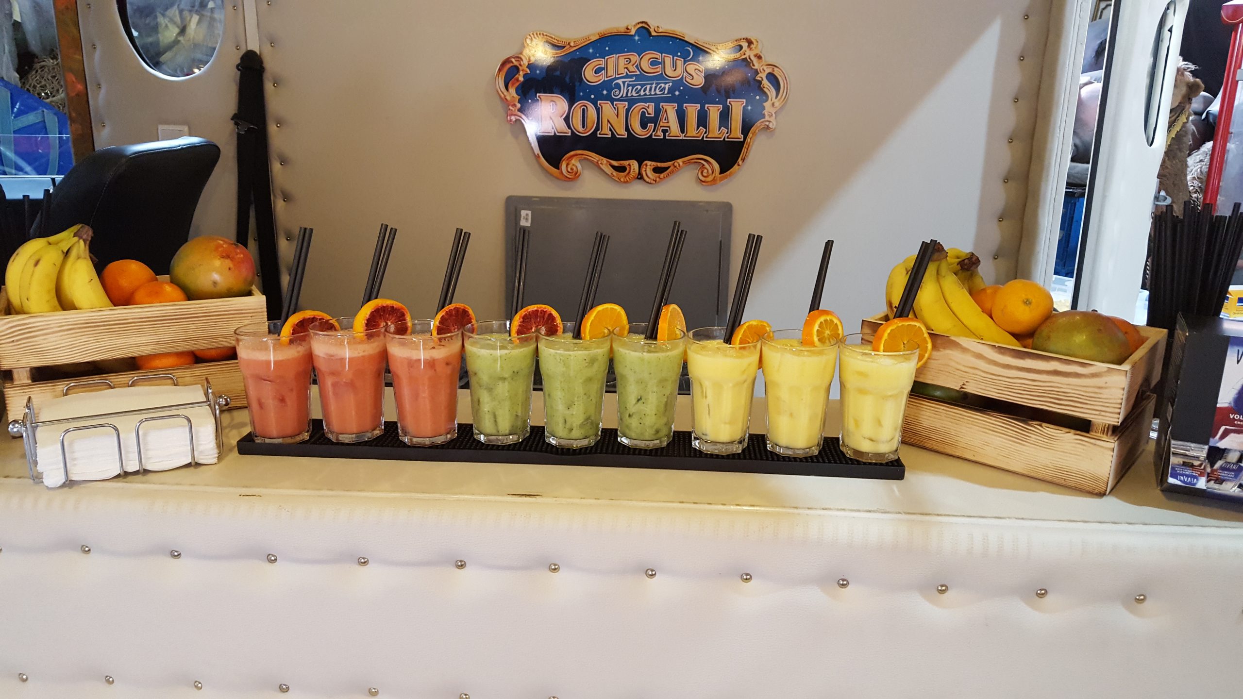 Cocktails Knepper – Mobile Smoothiebar in Krefeld (4) Cocktails Knepper - Mobile Smoothiebar in Krefeld (4)