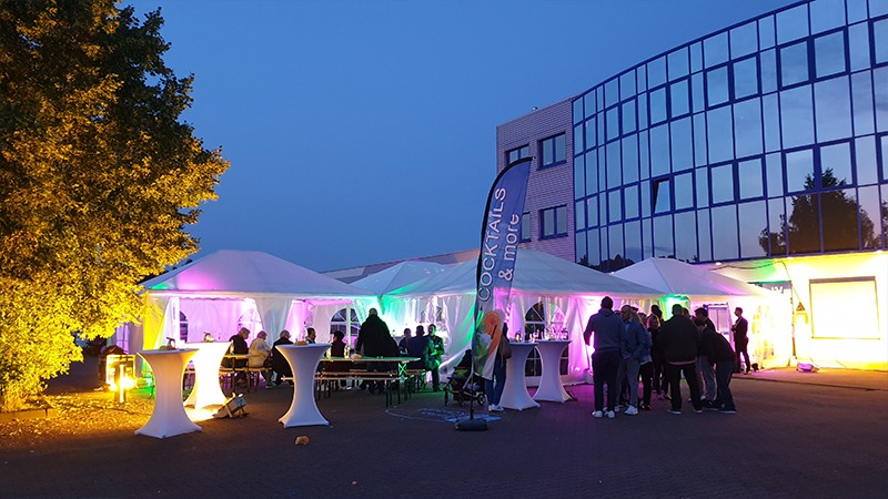 Cocktails Knepper – Getränkecatering und Servicepersonal in Gladbeck (3) Cocktails Knepper - Getränkecatering und Servicepersonal in Gladbeck (3)